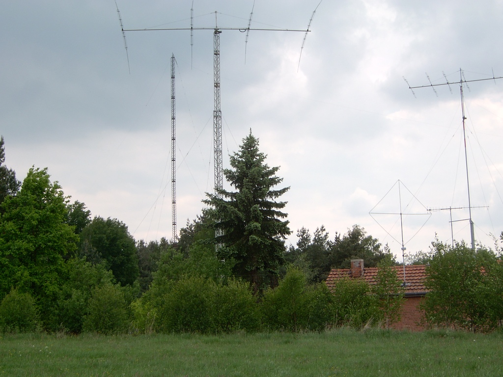 Große Antennenanlage